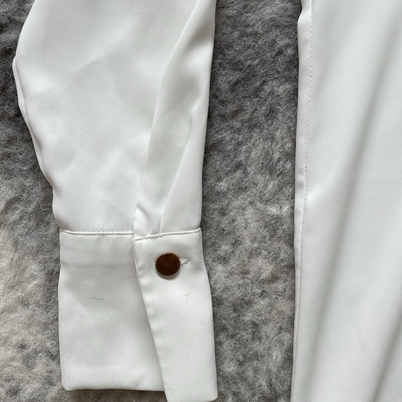 Zara V Neck Blouse - Picture 12 of 14